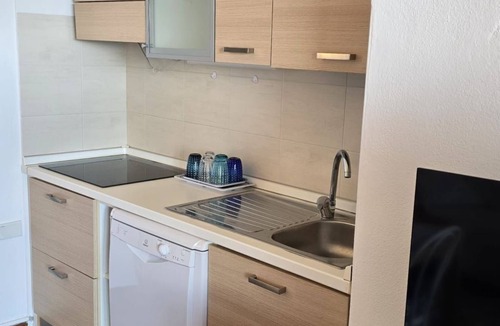 Golfo di Marinella Apartment | Casetta Ladunia mit Blick aufs Meer by Interhome