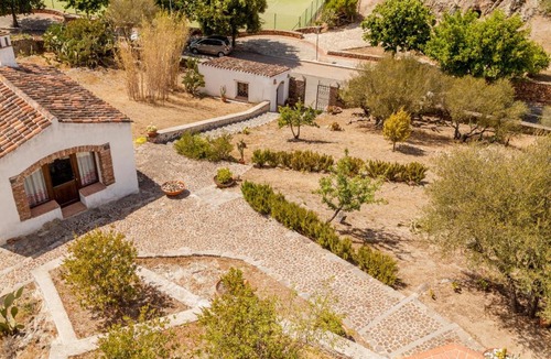 Galtelli Hotel | Castello Malicas