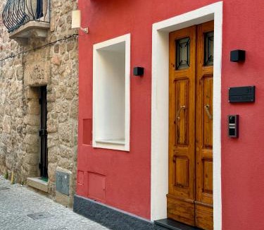 Olbia City Centre Apartment | Cavour Suites 31 1BR in Heritage Building with Parking, Old Town Olbia