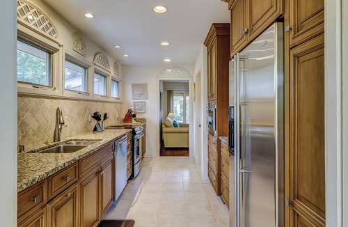 Sea Pines House | Charming 3 bedroom 3 1/2 bath home in beautiful Sea Pines.