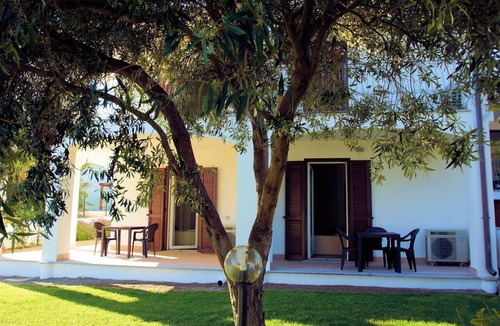 La Ciaccia Apartment | Comfort apartment with air conditioning, TV and washing machine in a quiet location