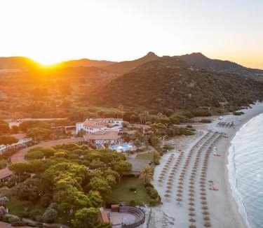 Villaggio Mandorli Hotel | Cormoran Resort Villasimius