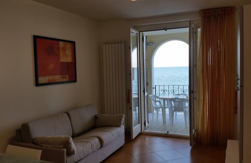 Porto Recanati Apartment | Corner of paradise overlooking the sea