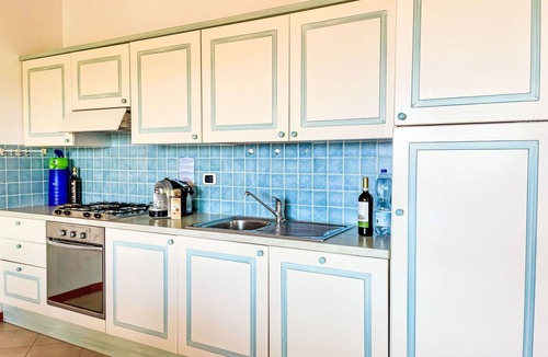 Porto Pozzo Apartment | Cosy apartment for 6 people with A/C, WIFI, TV, terrace and pets allowed