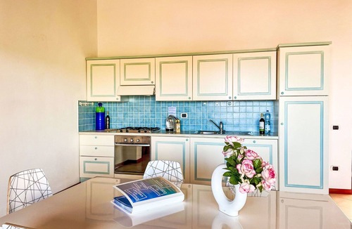 Porto Pozzo Apartment | Cosy apartment for 6 people with A/C, WIFI, TV, terrace and pets allowed