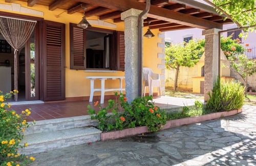 S'Iscala Apartment | Cosy apartment for 4 guests with A/C, TV and terrace