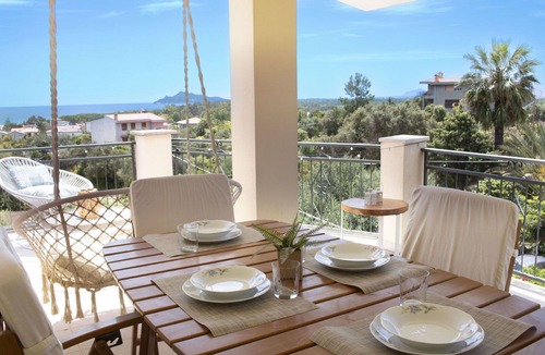 Santa Maria Navarrese Apartment | Cosy apartment for 5 people with WIFI, A/C, TV, terrace, pets allowed and panoramic view