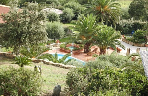 Telti Apartment | Cosy apartment for 6 people with A/C, WIFI, pool, TV, patio and pets allowed