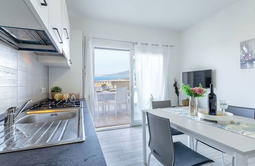 La Muddizza Apartment | Cosy apartment for 4 guests with A/C, TV, terrace and pets allowed
