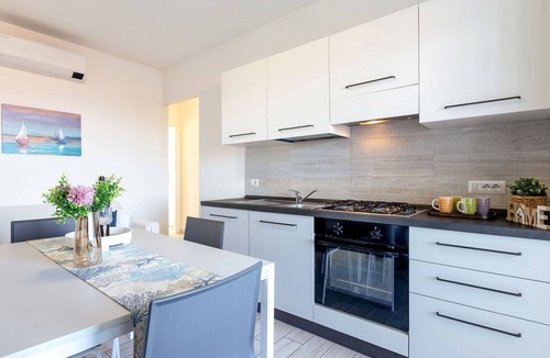 La Muddizza Apartment | Cosy apartment for 4 guests with A/C, TV, terrace and pets allowed