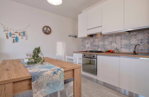 La Muddizza Apartment | Cosy apartment for 5 guests with pool, A/C, WIFI, TV and terrace