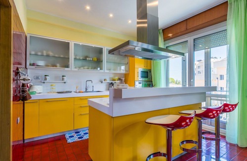 Civitanova Marche Apartment | Cosy apartment for 7 guests with WIFI, A/C, TV and balcony