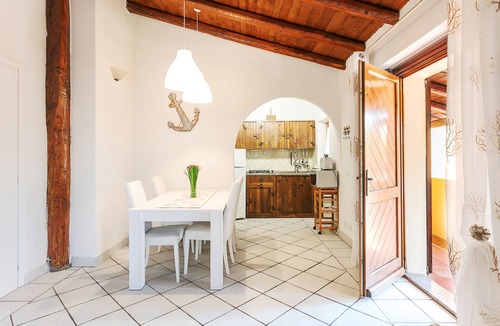 Baja Sardinia House | Cottage near the beach with garden and terrace