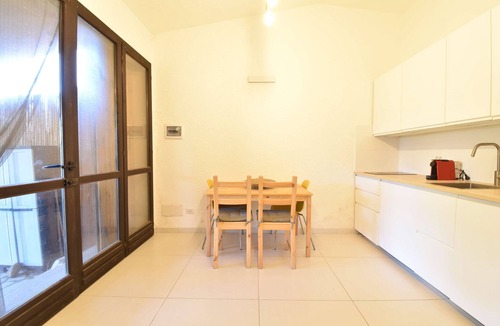 Rena Majore House | Cottage with wi-fi, a/c and fenced garden
