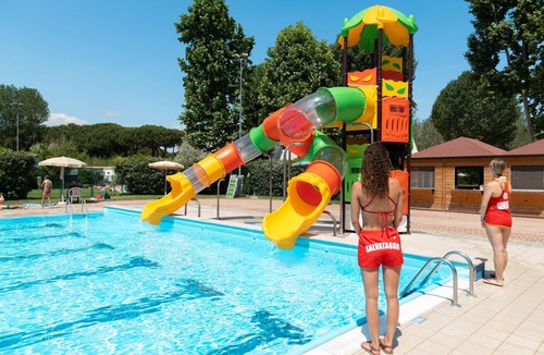 Zadina Pineta House | Cozy mobile home in Cesenatico