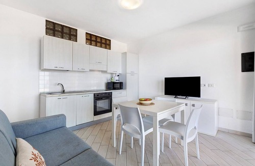 Paduledda Apartment | Deluxe Apartment with Pool, Sea View, Shared Pool, and Air Conditioning