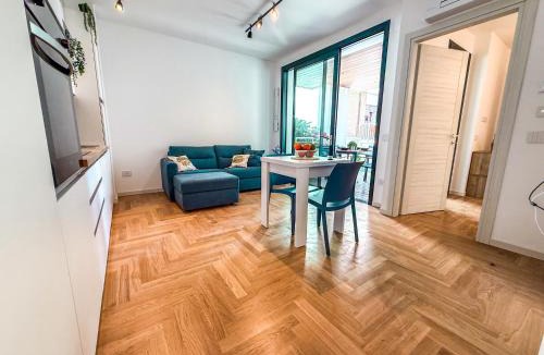 Porto d'Ascoli Apartment | Des Moines Apartment Nuovo fronte mare Rif A835