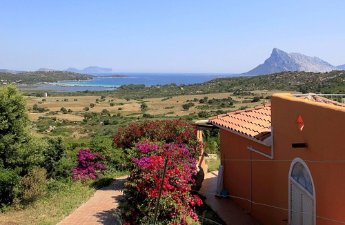 Tiriddo House | Detached villa with two bathrooms not far from the sea
