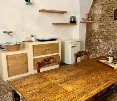 Serracapriola House | Dimora Ventura, Intra Alborgodiffuso, con pavimento originale del 1300