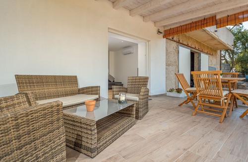 Monti Apartment | Elegant Country House Tenuta Piredu in Monti