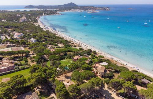 Campulongu Villa | Elegante Villa a 30 m dalla bellissima spiaggia di Campulongu Villasimius