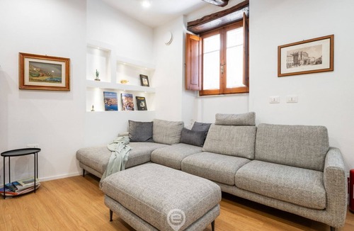 Historic Castle District Apartment | Elephants tower Apartment