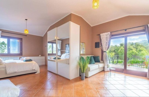 Olbia Villa | Elite Collection Ianuaria - Luxury Infinity Pool & Spa