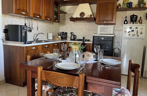 Erula House | Family Apartment near Castelsardo with Private Garden