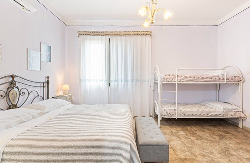 Genoni Other | Farmhouse 'Cuaddus E Tellas- Room 1' with Shared Garden, Wi-Fi and Air Conditioning