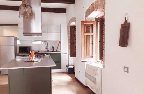 Cagliari Apartment | Finished and cozy apartment in the historic center.