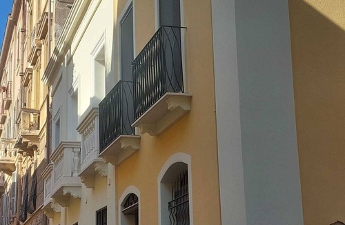 Cagliari Apartment | Finished and cozy apartment in the historic center.