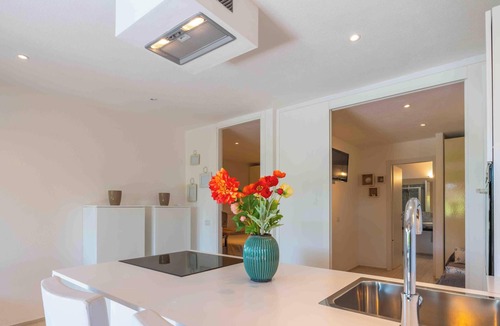Portisco Apartment | Flat with garden - Just steps from the beach