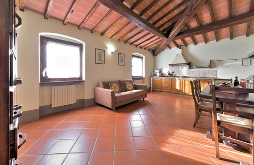 Loro Ciuffenna Apartment | "Gelso" farmhouse apt, swim pool, pvt garden, stunning view, very peaceful