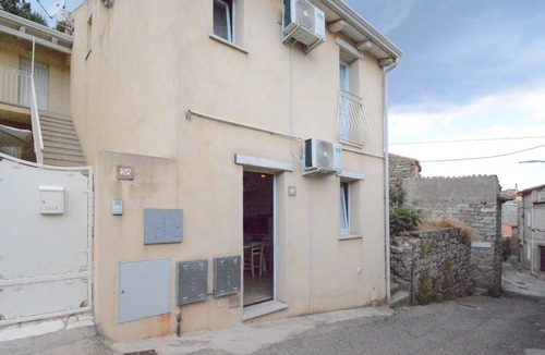 Ollolai House | Gorgeous home in Ollolai with WiFi