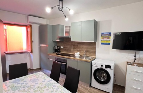 Bosa Historic Centre Apartment | Gorgeous Open-Space