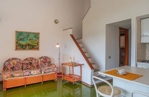 Golfo di Marinella Apartment | GuestHost - Porto Rortondo Roomy Apartment with Terrace!