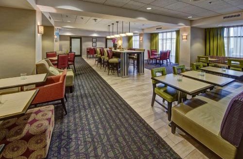 Dunn Hotel | Hampton Inn Dunn