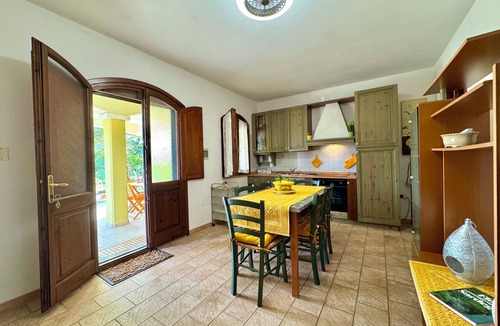 Bari Sardo Apartment | " Happy House With Garden "