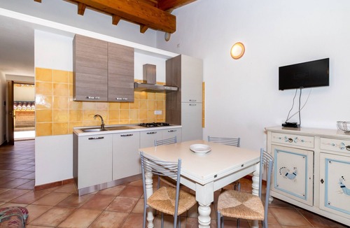 Paduledda Apartment | Holiday Apartment "Case Aquafan Mare 1" with Sea View, Mountain View, Pool and Terrace