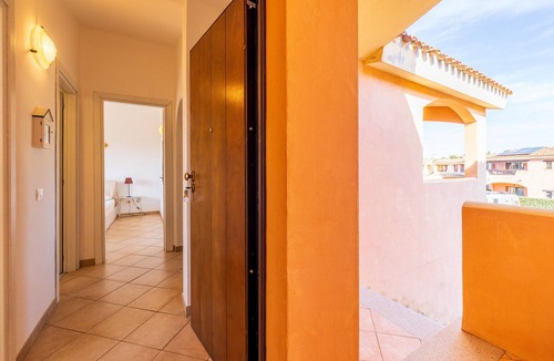 Murta Maria Apartment | Holiday Apartment "Pistacchio" with Shared Pool, Private Terrace & A/C