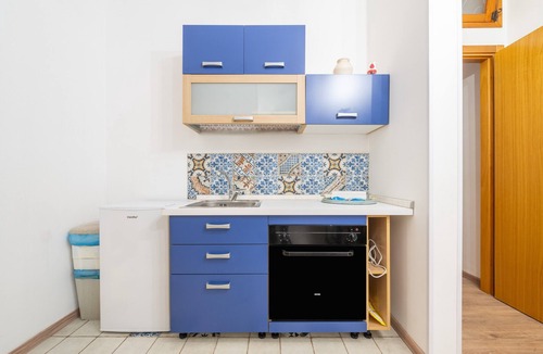 Cagliari House | Holiday Home 'Alla Marina' with Balcony, Wi-Fi and Air Conditioning