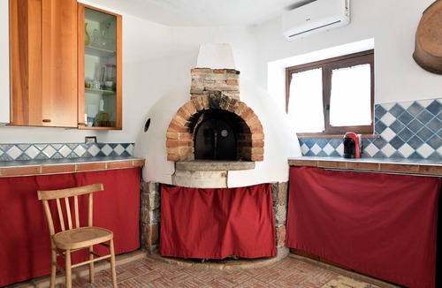 Arzana House | Holiday Home 'Ami' with Sea View, Private Terrace and Shared Garden