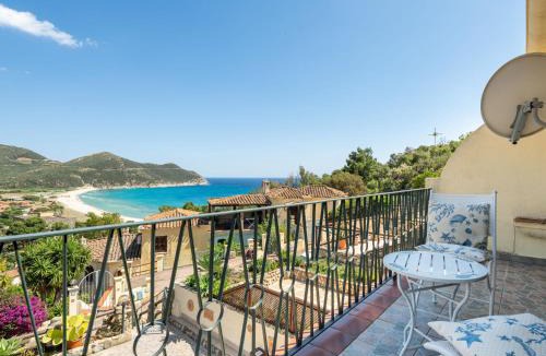 Solanas House | Holiday Home Bramasole by Interhome