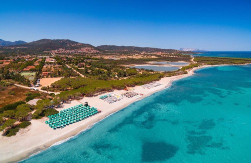Porto Ottiolu House | Holiday Home 'Casa Pina' with Sea View, Private Terrace and Air Conditioning