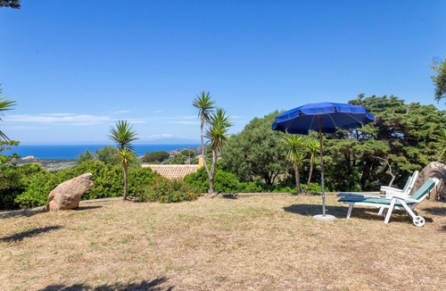 Paduledda House | Holiday Home "Fantastico Quadrilocale Vista Mare" with Sea View