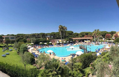 Arborea House | Holiday Home in Arborea with Pools & Spa