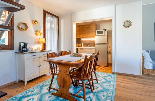 Torre delle Stelle House | Holiday Home 'Villa Balbi' with Private Terrace, Wi-Fi and Air Conditioning