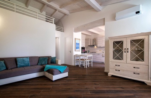 Valledoria House | Holiday Home 'La Chicca' with Sea View, Private Terrace and Private Garden