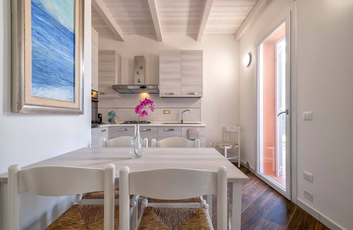 Valledoria House | Holiday Home 'La Chicca' with Sea View, Private Terrace and Private Garden