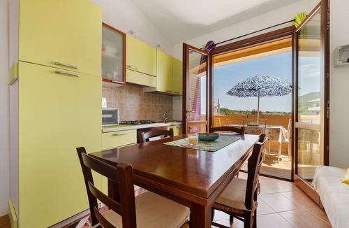 Masainas House | Holiday Home 'La Pavoncella' with Sea View, Wi-Fi and Air Conditioning